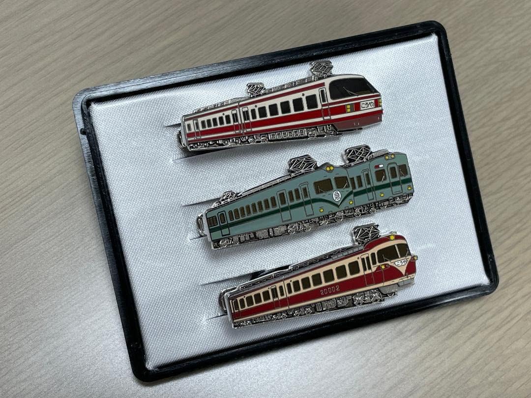 南海電鉄 20000系 21000系と22000系 30000系 ネクタイピン 南海鉄道 ネクタイピン 20000系 21000系と22000系 30000系 06/28 相模